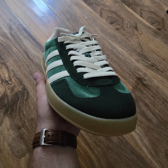 Gucci x adidas size 10.5 - Picture 3 of 5